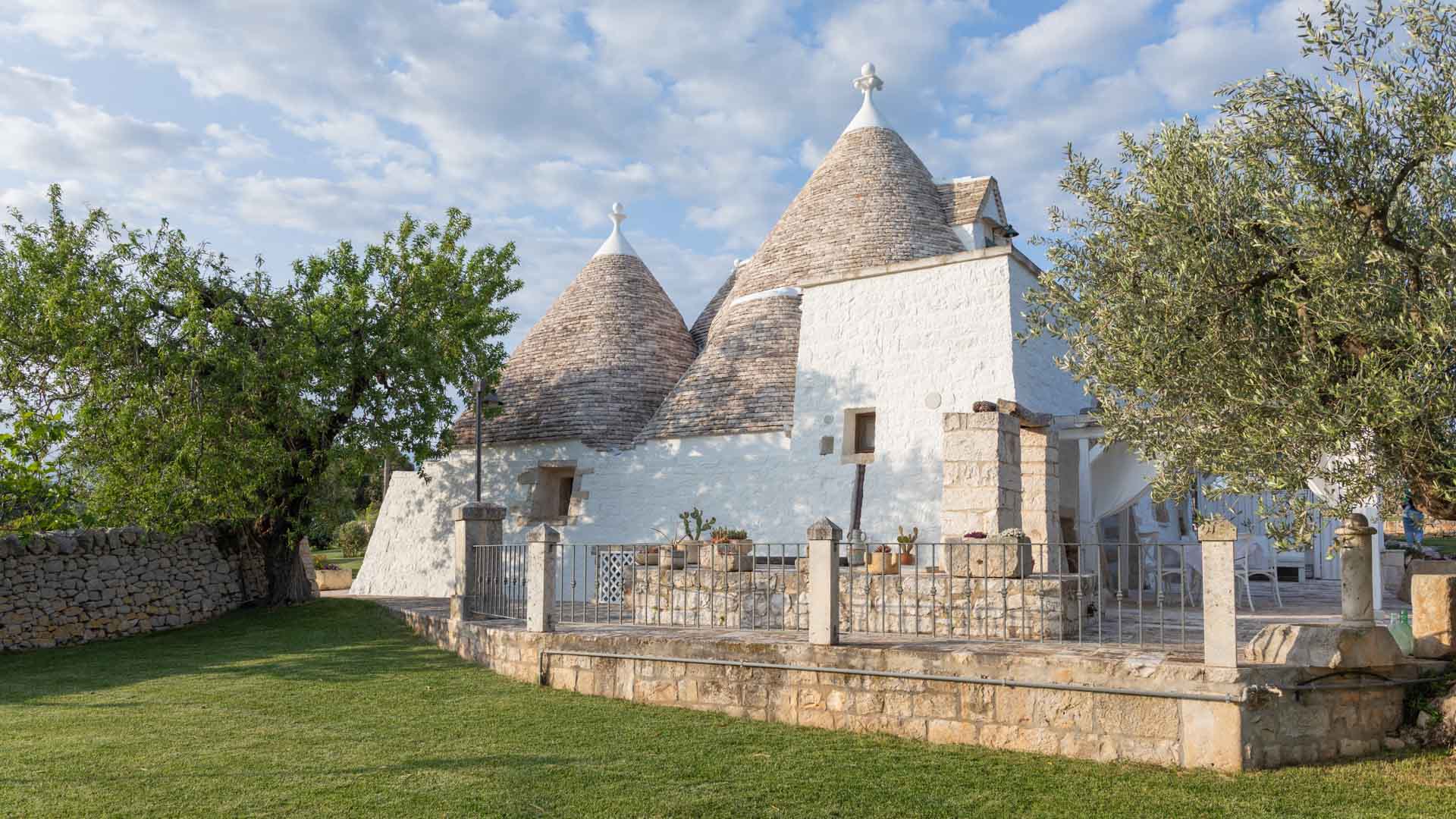 Trulli Angela Mandorlo 20