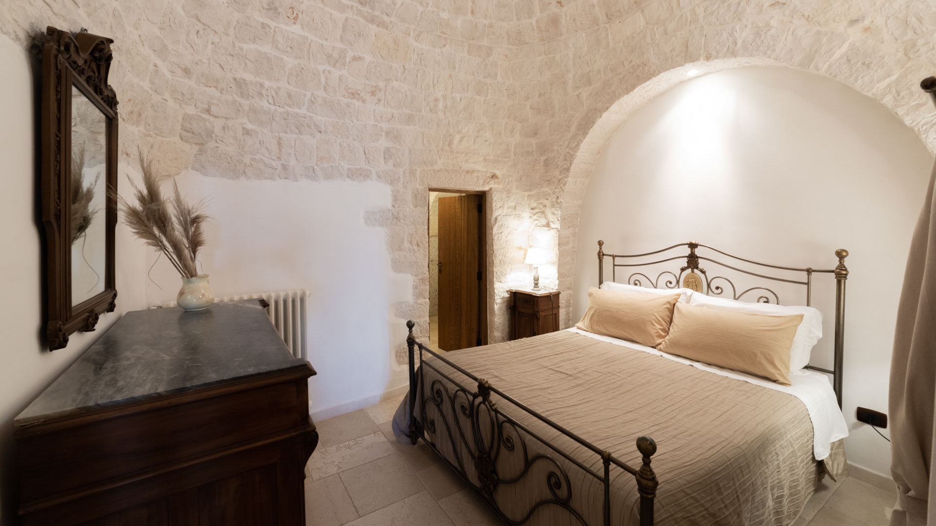Trulli Angela Mandorlo 8